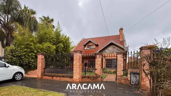 Casa En Venta - Luis Guillon