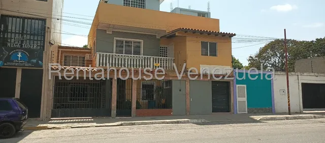 Hermosa Casa Tipo Quinta En Venta Al Centro De Barquisimeto Gabriela C