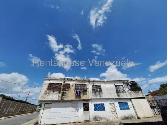 Venta Propiedad Con Tres Apartamentos Independientes Zona Oeste Barquisimeto,lara Mehilyn Perez