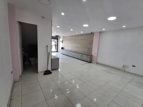 Local En Arriendo Ubicado En Medellin Sector Guayabal (25071).