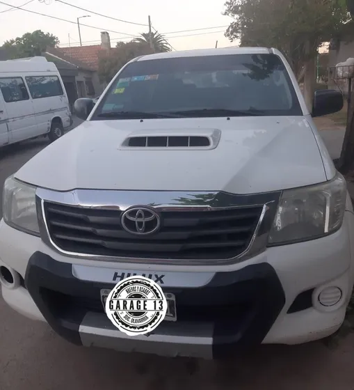 Toyota Hilux Pick-up 3.0 Cd Sr 171cv 4x2 - B3