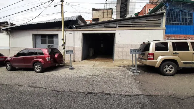 Boleíta Sur Local Tipo Depósito En Alquiler A Nivel De Calle De 60,5m2