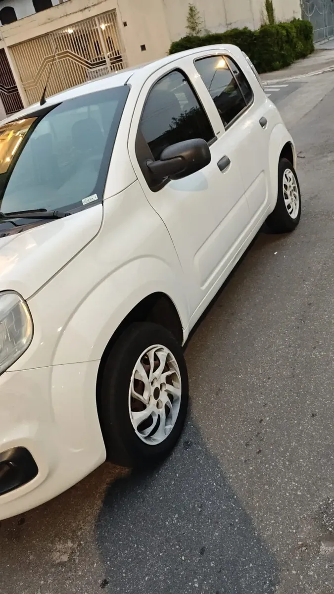 Fiat Uno 2016 1.0 Attractive Flex 5p — foto 3