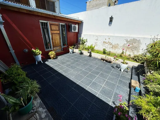 Vivienda Multifamiliar  ( Casa   Ph Tres Ambientes)  Local