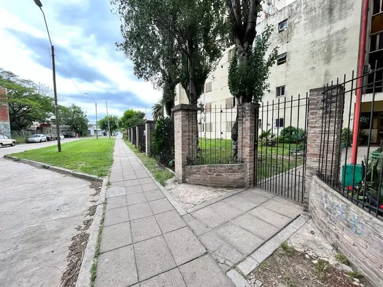 Venta!! Departamento 3amb En Planta Baja! Villa Tesei!