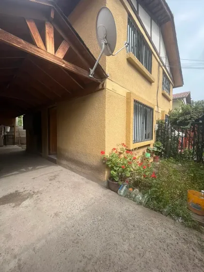 Linda Casa, Solida, En Condominio,