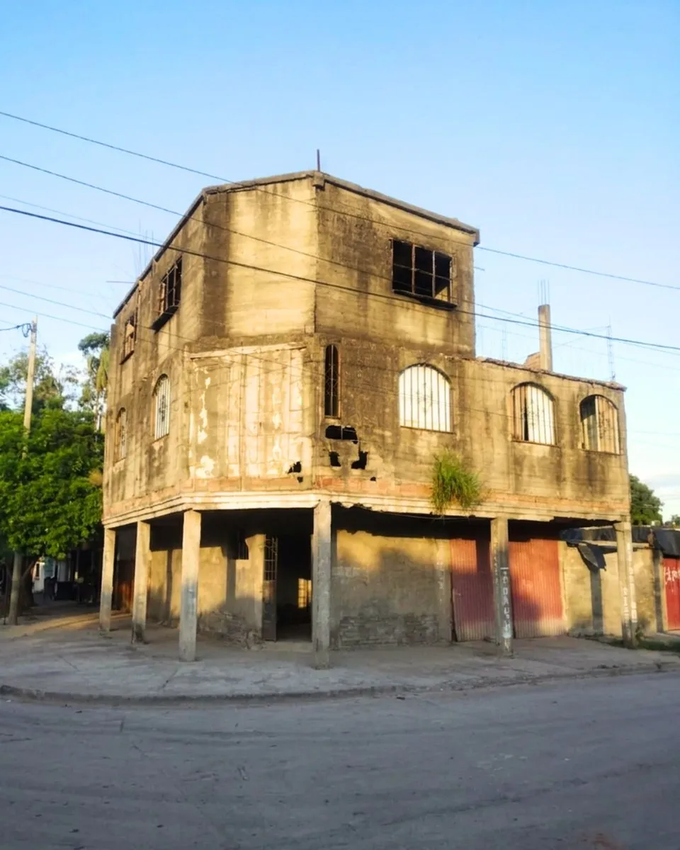 Venta De Edificio A Refaccionar Zona Estadio Unico