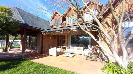 Casa En Venta En Lonco Parque
