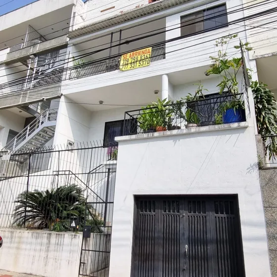 Alquiler De Casa En Tejares De San Fernando 4 Pisos