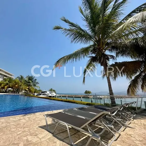 Cgi+ Luxury Lechería Vende Apartamento Dúplex En Club De Playa Marina & Spa.