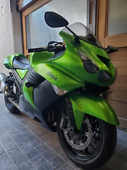 Zx14 2009 Akrapovic Slider Titular Lista Para Disfrutar