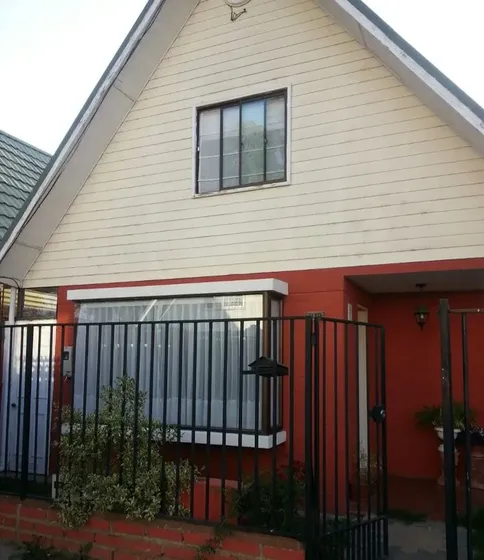 Se Vende Linda Y Comoda Casa En Sector Residencial Los Pinos
