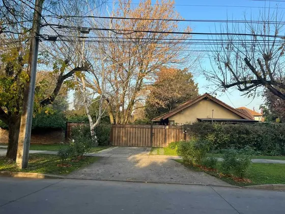 Se Vende Hermosa Casa En Parque Universitario (166425)