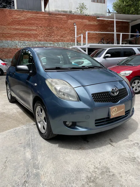 Toyota Yaris Automatico