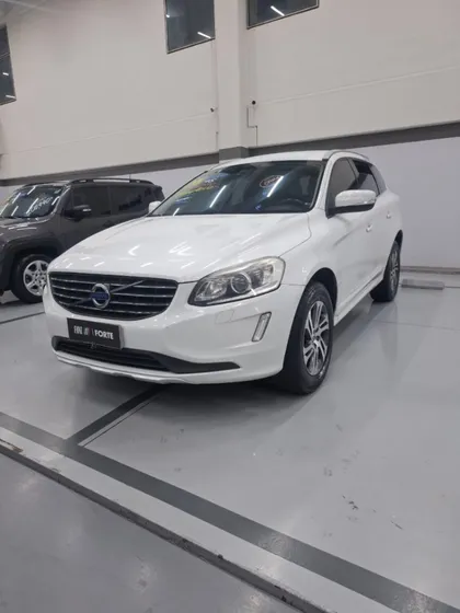 Volvo Xc60 2.0 T5 Comfort Fwd Turbo Gasolina 4p Automático