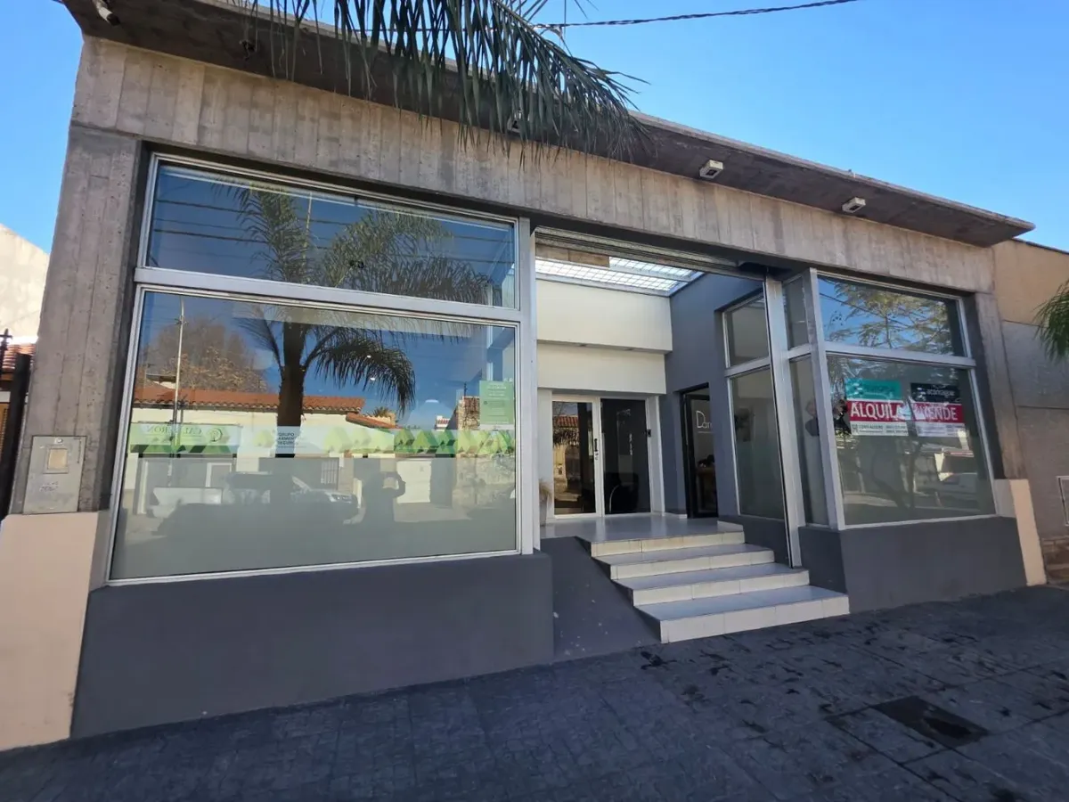 Office Complex for Rent on Padre Vásquez Street, Maipú