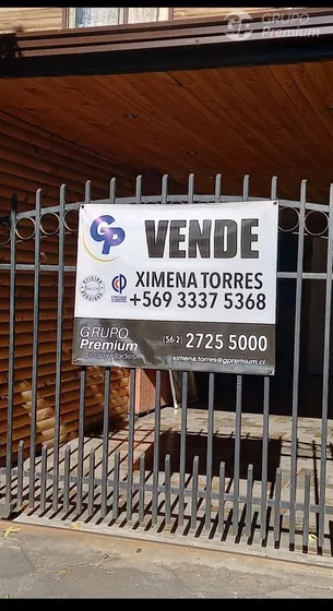 Casa En Venta De 8 Dorm. En Curicó