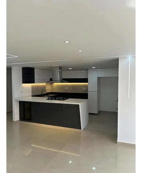 Venta Apartamento De 170mts2 Prados Limonar, Sur De Cali 13470-1