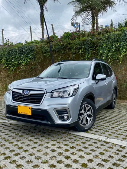 Subaru Forester 2.5 Advance