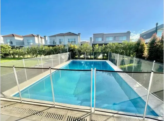 Casa En Alquiler Anual Amoblada 4 Amb Con Piscina Las Tipas Nordelta Tigre