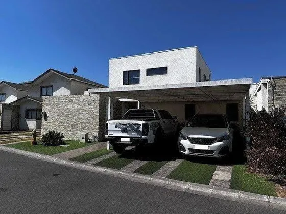 Se Vende Casa En Condominio La Arboleda, Quillota