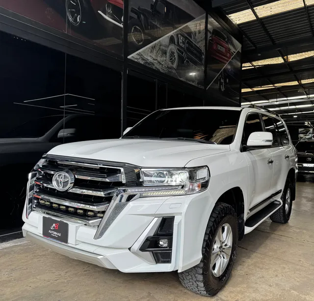 Toyota Land Cruiser 200 Gx.r