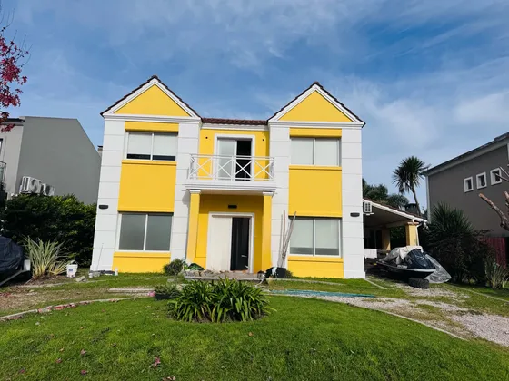 Casa En Barrio Cerrado Altos Del Sol