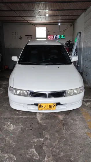 Mitsubishi Nativa 2.5l