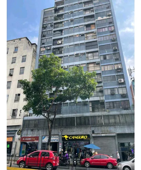 En Venta Oficina 76m2 Av. Urdaneta 1860