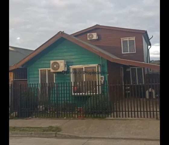 Casa En Venta De 4 Dorm. En Frutillar