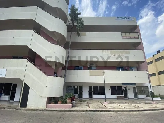 Local En Alquiler En Puerto La Cruz. C.c Novo Centro