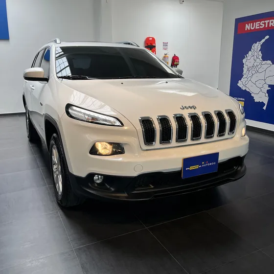 Jeep Cherokee 3.2 Longitude Plus