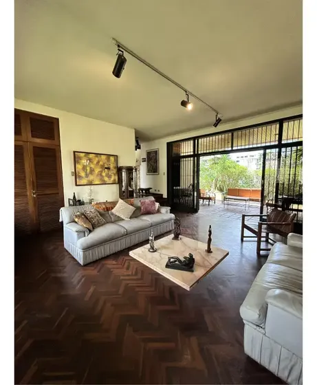Casa En Venta De 672 M2 - Urbanización Los Naranjos