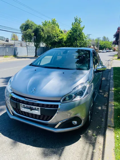 Peugeot 208 Active Puretech 82hp E6