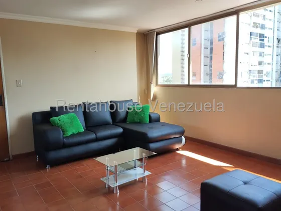 Alquiler En Este Barquisimeto: Apto Estratégico Cerca De Cc, Farmacias Y Clínicas. 3hab Amplias (princ C/baño), Recibo-comedor, Lavadora/secadora, 1 Estac Techado Y Transporte Fácil. ¡ideal! L.barrios