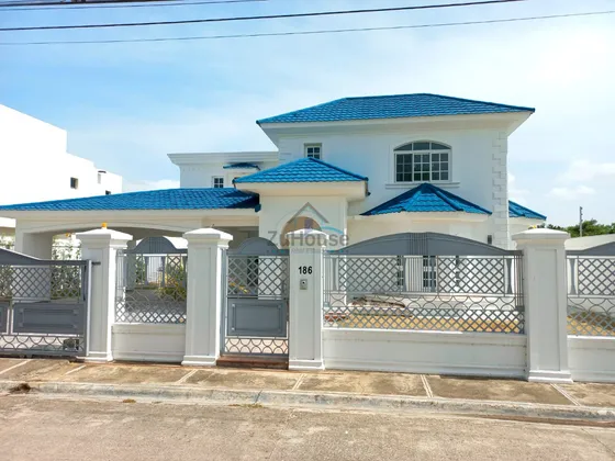 Casa Con Piscina En Venta En Proyecto Cerrado Gurabo Santiago Wpc03