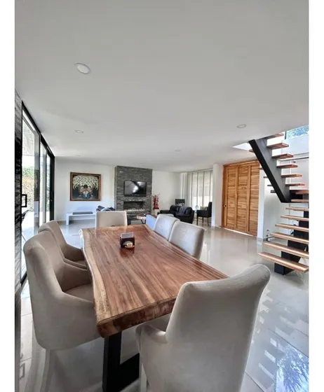 Casa En Venta En Loma Del Escobero 