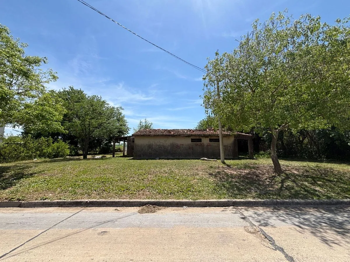 For Sale / Land / Los Nogales Neighborhood / Rafaela