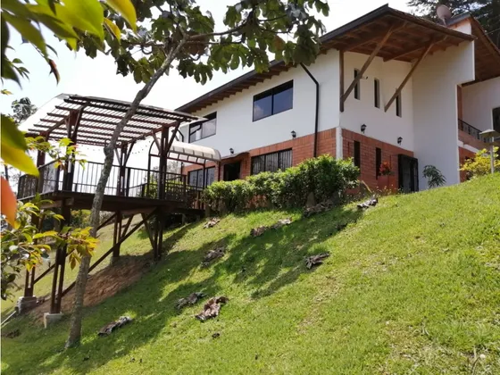 Casa En Venta En San Vicente De Ferrer - La Enea 