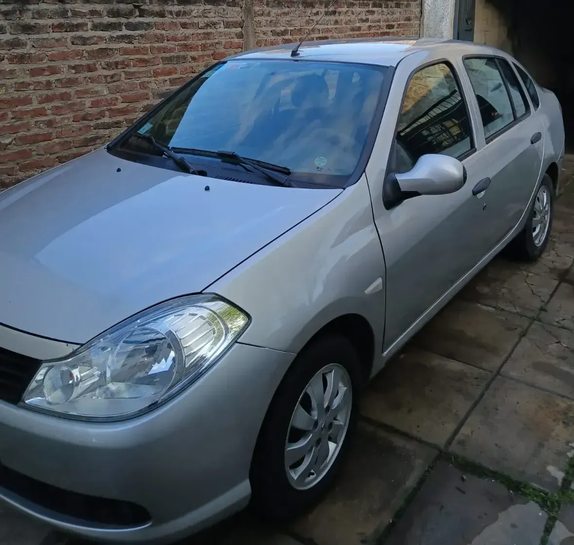 Renault Symbol 1.6 Expression Pack II 105 CV