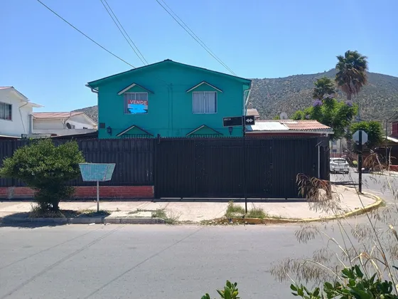  Casa Doble 5 Dormitorios, 4 Baños.