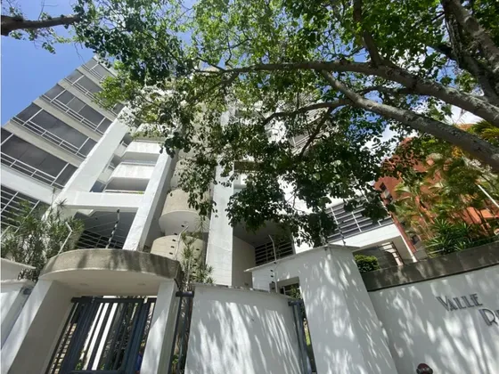 Alquiler Apartamento Colinas De Valle Arriba 557 M2, 3h+s/4b+s/5p