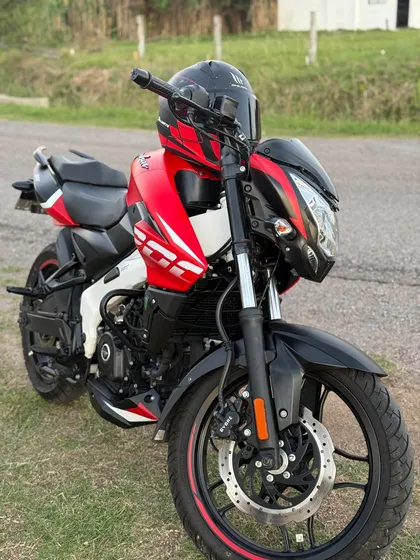 Pulsar Ns200 Igual A Nueva .al Día Pronta Para Transferir !