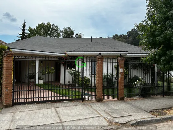 Venta Casa Pirineos Ii En Av España De Curico