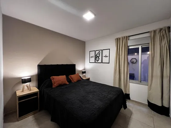 Departamento Amoblado En Alquiler Nueva Córdoba - Ituzaingo 572, 1 Dorm Con Patio!