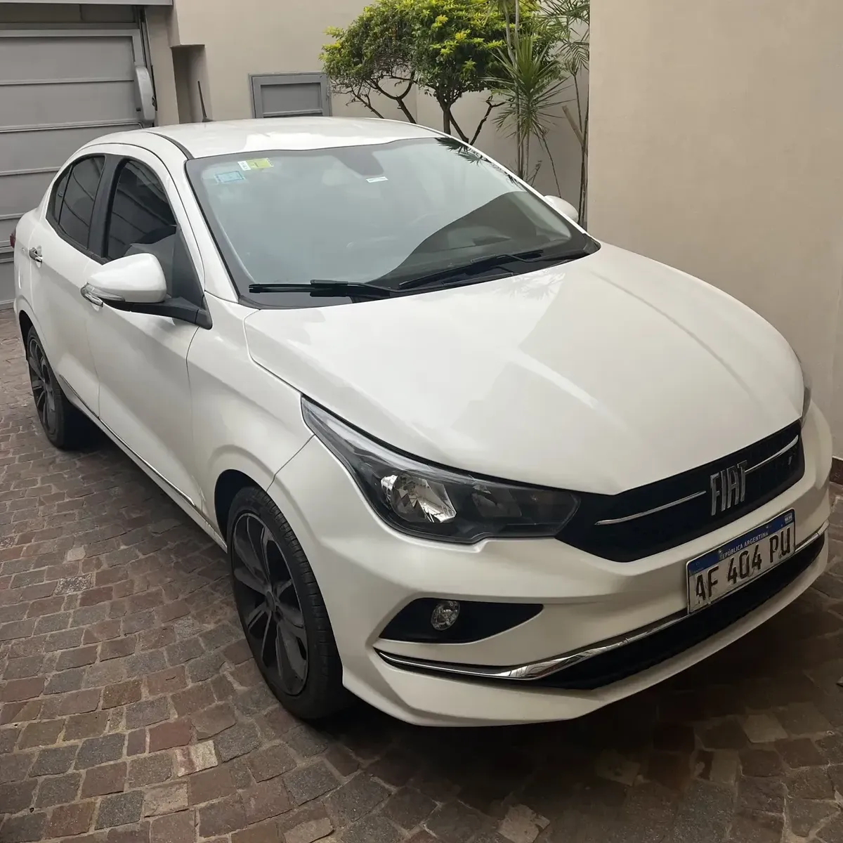 Fiat Cronos 1.8 16v Precision At6 Pack Premium