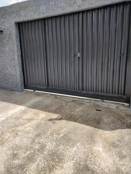 Lote Murado Com Barracão Ótima Localização