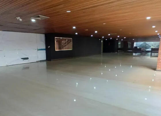 Alquiler De Oficina En Chuao | 6cub + Sala De Conf | 3b-3pe | Ref:1.600