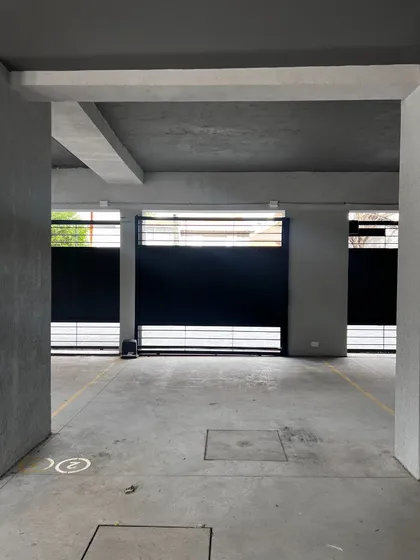 Cochera Privada En Centro De Banfield (fc)