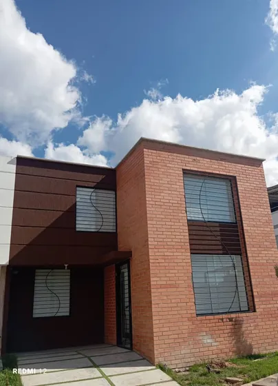 Jurb Valle Arriba Country De Arjona. Hermosa Casa Jmus